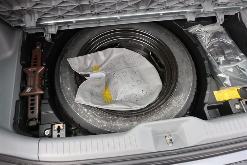 Used 2010 Toyota Matrix w/ PWR Pkg FWD image 26