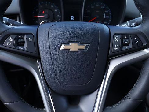Used 2015 Chevrolet Malibu LTZ FWD image 21
