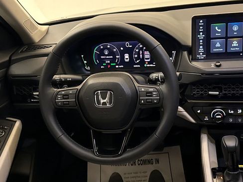 Certified 2025 Honda Accord EX-L image 13