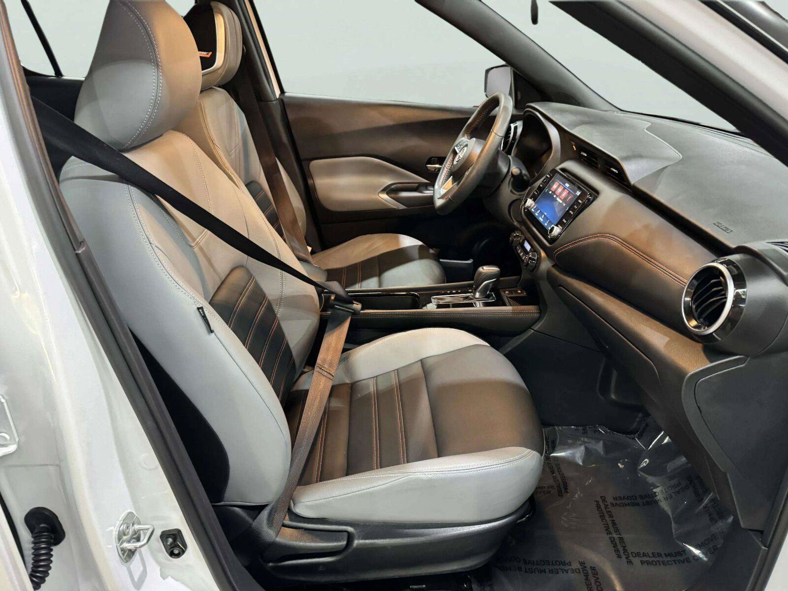 Used 2023 Nissan Kicks SR w/ SR Premium Package FWD image 53