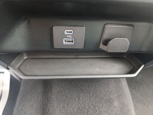 Used 2023 Ford F150 XLT image 30