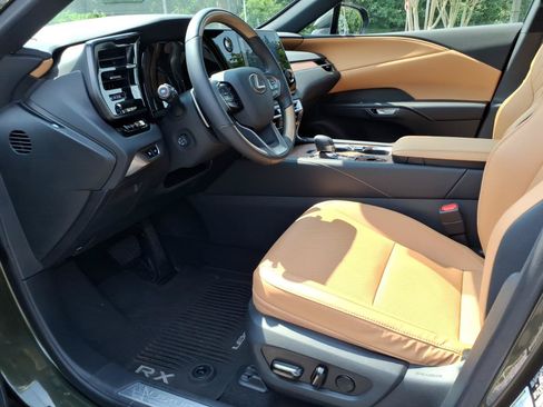 Certified 2023 Lexus RX 350 Premium w/ Accessory Package AWD/4WD image 13