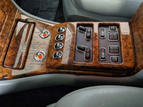 Used 2000 Rolls-Royce Silver Seraph image 19