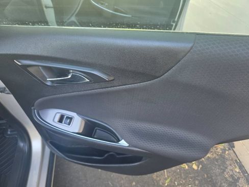Used 2018 Chevrolet Malibu LT FWD image 30