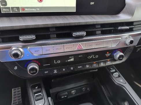 Used 2023 Kia Telluride SX Prestige image 26