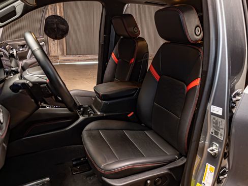 Used 2023 Chevrolet Colorado Z71 w/ Z71 Convenience Package 2 image 20