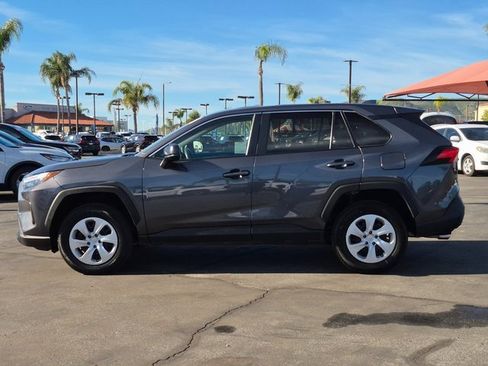 Used 2024 Toyota RAV4 LE image 9