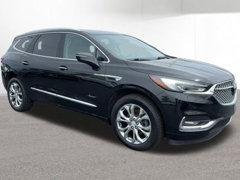 Used 2020 Buick Enclave Avenir w/ Avenir Technology Package AWD/4WD image 2