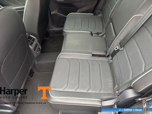 Used 2024 Volkswagen Tiguan SEL R-Line image 10