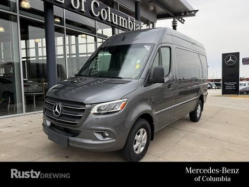 Used 2023 Mercedes-Benz Sprinter 2500 image 1