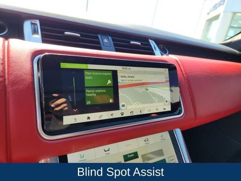 Used 2022 Land Rover Range Rover Sport HST image 3