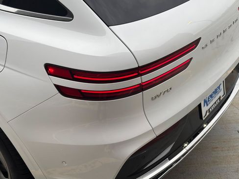 New 2026 Genesis GV70 2.5T Advanced AWD/4WD image 7