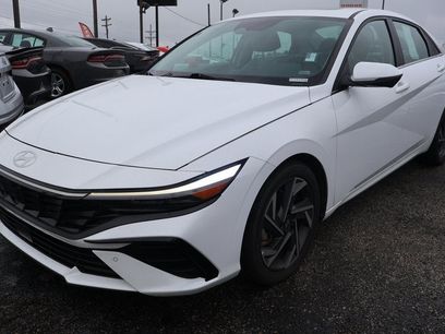 Used 2024 Hyundai Elantra Limited