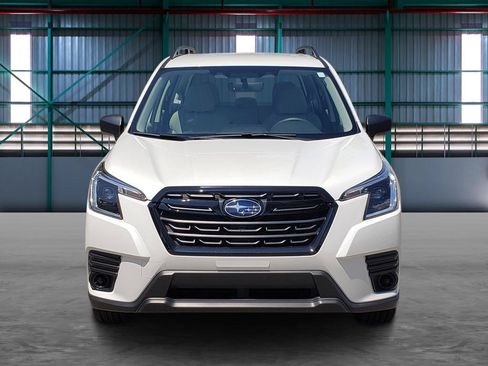 Used 2024 Subaru Forester w/ Popular Package #2A AWD/4WD image 7