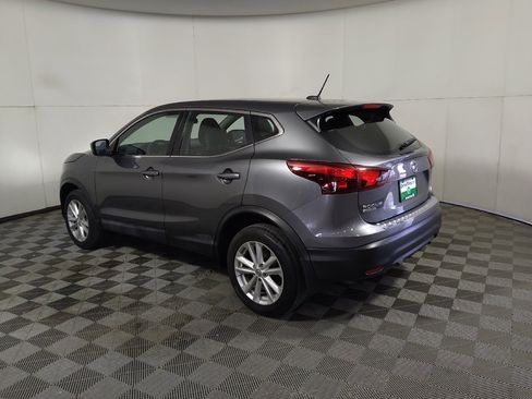 Used 2018 Nissan Rogue Sport S w/ S Appearance Package AWD/4WD image 3