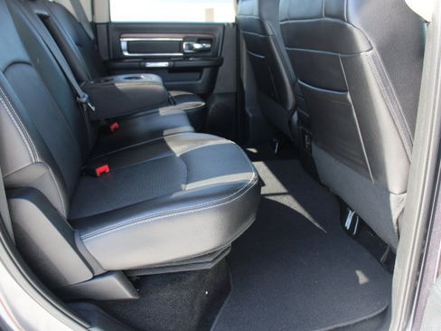 Used 2015 RAM 1500 Laramie w/ Convenience Group AWD/4WD image 21