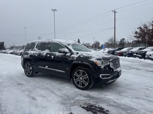Used 2019 GMC Acadia Denali image 1