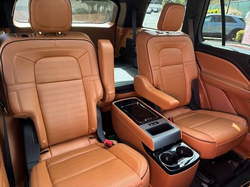 Used 2020 Lincoln Aviator Black Label Grand Touring w/ Class IV Trailer Tow Package AWD/4WD image 20