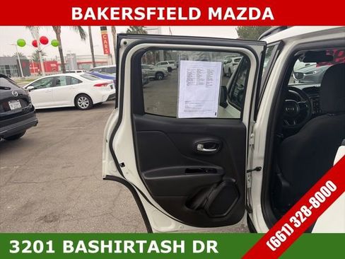 Used 2022 Jeep Renegade Latitude image 13