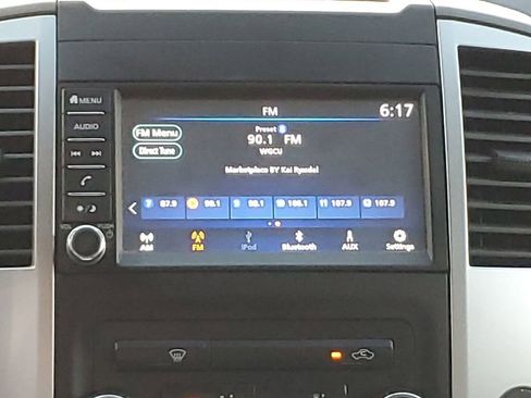 Used 2019 Nissan Frontier SV image 24