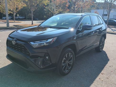 Certified 2022 Toyota RAV4 XLE Premium image 2