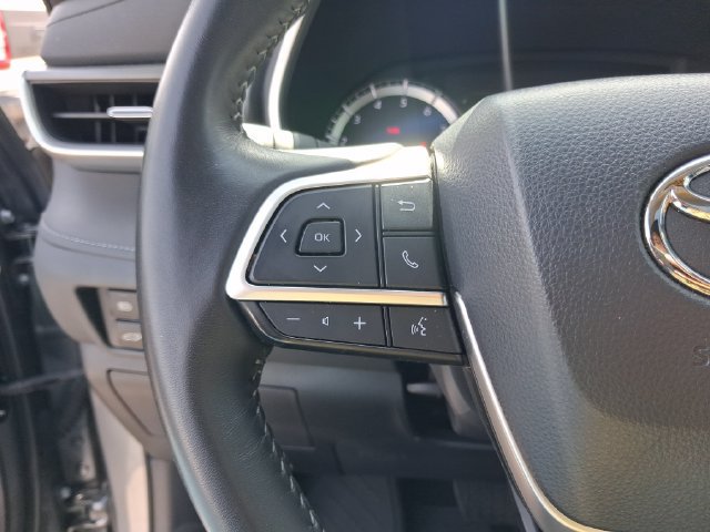 Used 2026 Toyota Highlander XLE AWD/4WD image 18