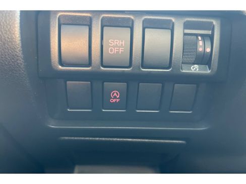 Used 2023 Subaru Forester Premium AWD/4WD image 40