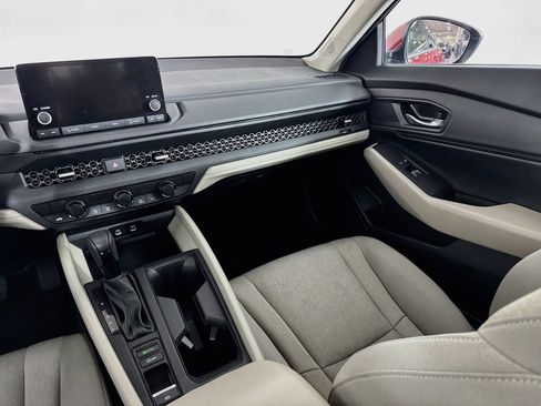 Certified 2023 Honda Accord EX image 23