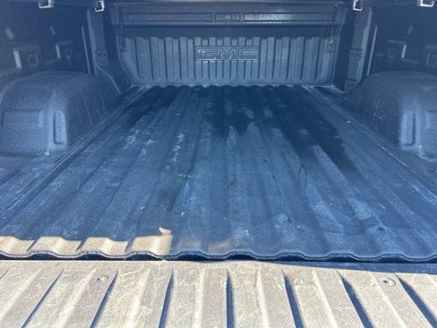 Used 2021 GMC Sierra 1500 Elevation image 17