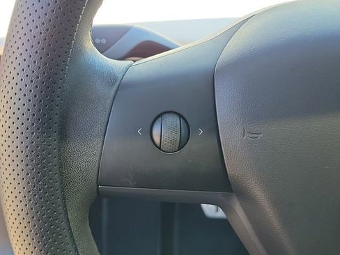 Used 2020 Tesla Model 3 Performance image 20