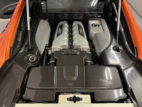 Used 2014 Audi R8 V10 plus image 17