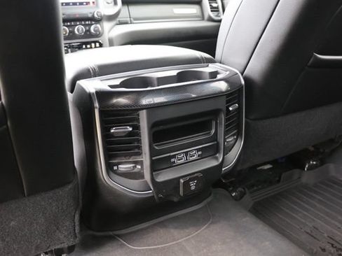 Used 2022 RAM 2500 Laramie w/ Night Edition AWD/4WD image 32