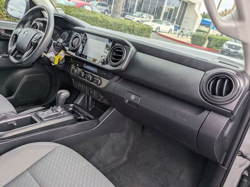 Used 2023 Toyota Tacoma TRD Sport image 21