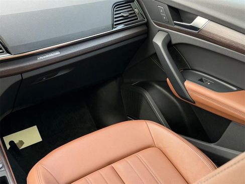 Used 2023 Audi Q5 2.0T Premium Plus w/ Premium Plus Package image 15