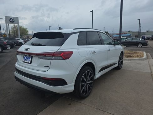 Used 2022 Audi Q4 e-tron Premium Plus w/ Premium Plus image 5