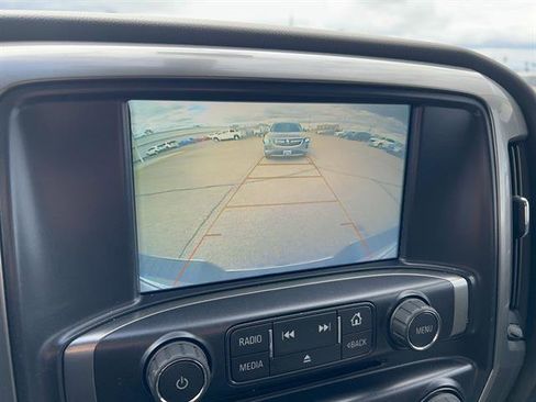 Used 2019 Chevrolet Silverado 1500 LT AWD/4WD image 16