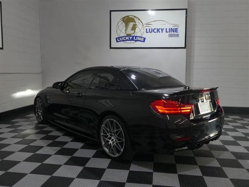 Used 2017 BMW M4 Convertible RWD image 11