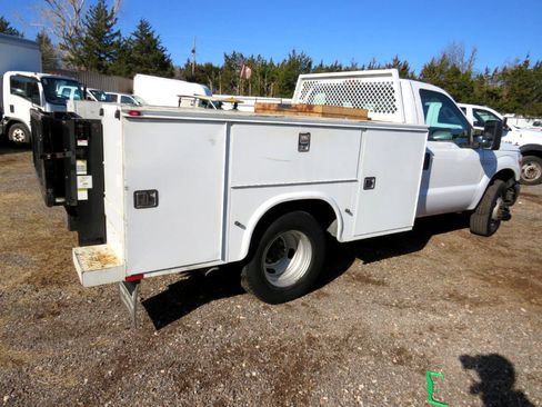 Used 2014 Ford F350 XL image 4