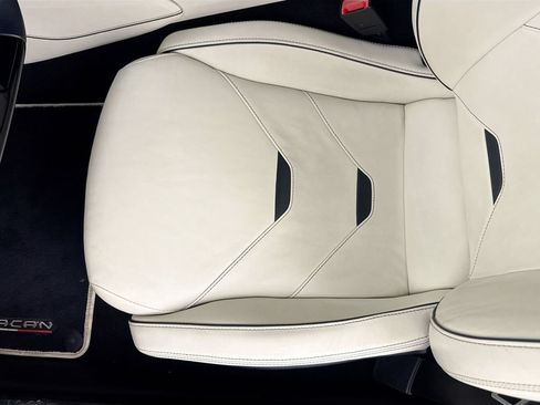 Used 2022 Lamborghini Huracan EVO RWD image 20
