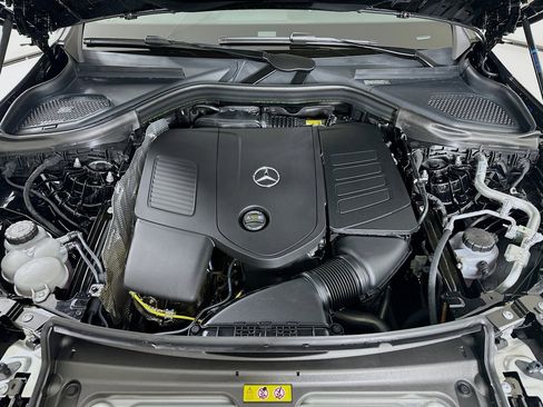 New 2026 Mercedes-Benz GLC 300 image 29