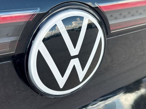 Used 2023 Volkswagen ID.4 Pro S RWD image 18