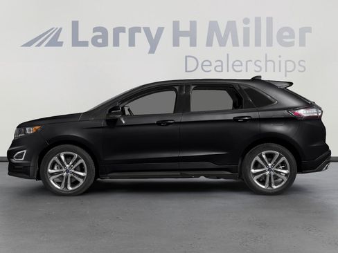 Used 2018 Ford Edge Sport w/ Equipment Group 401A image 3