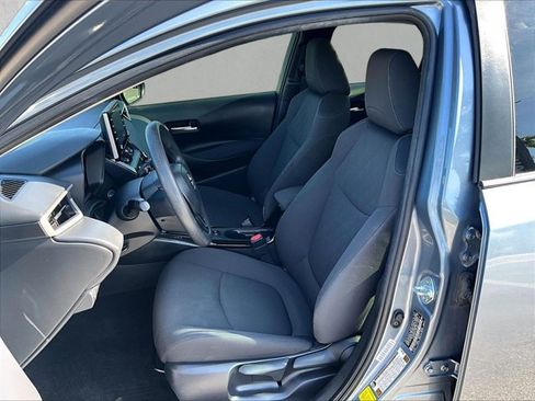 Used 2021 Toyota Corolla LE FWD image 24
