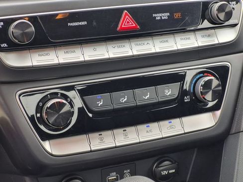 Used 2018 Hyundai Sonata SE FWD image 22