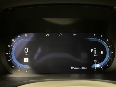 Used 2024 Volvo S60 B5 Ultimate w/ Climate Package image 17