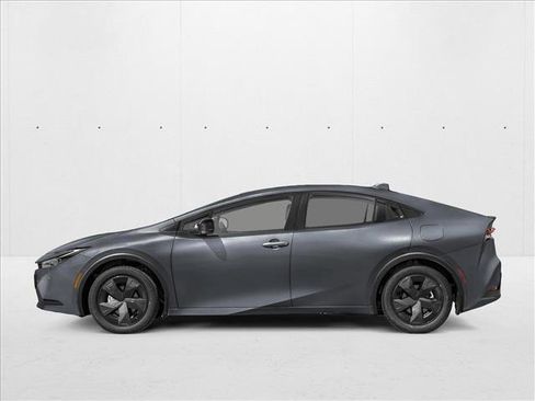 New 2026 Toyota Prius LE FWD image 3