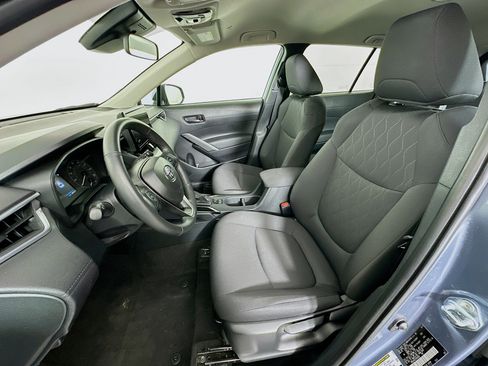 Used 2024 Toyota Corolla Cross LE image 13