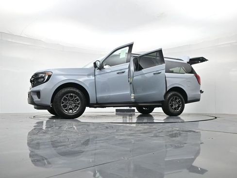 New 2025 Ford Expedition Max Active image 52