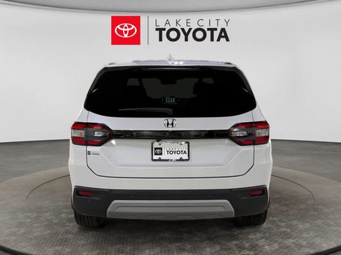 Used 2024 Honda Pilot EX-L image 7