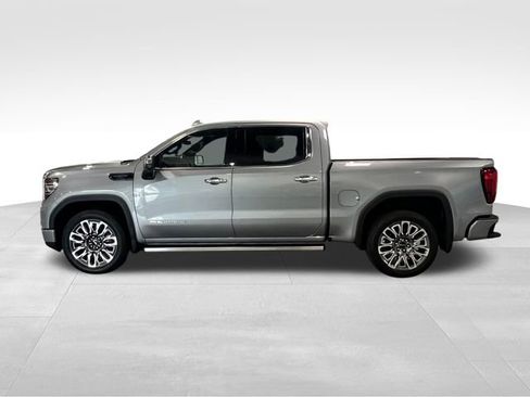 Used 2024 GMC Sierra 1500 Denali Ultimate AWD/4WD image 4